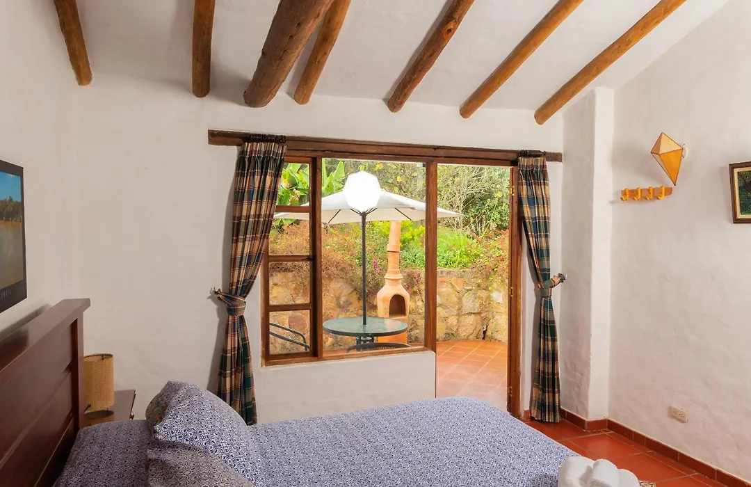 Hostal Renacer-1